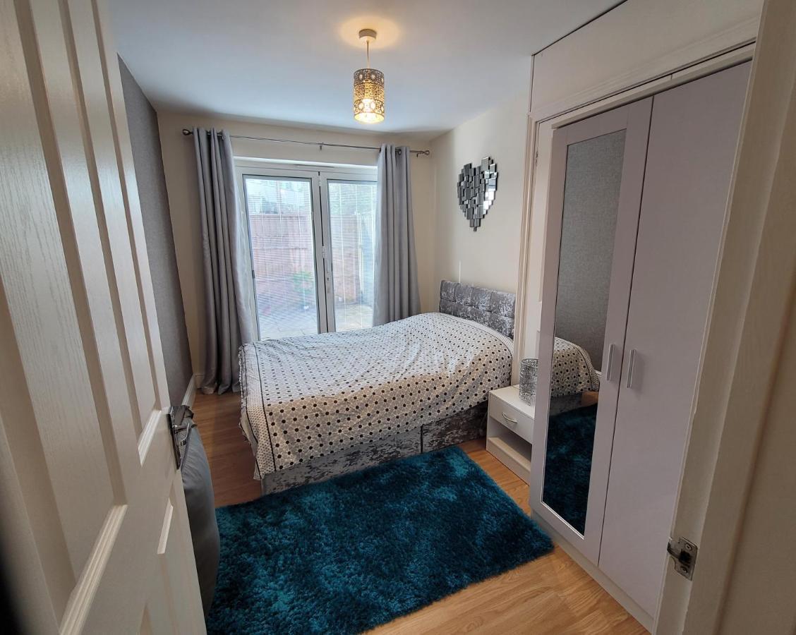 Cozy Central One Bedroom Flat Reading Exterior foto