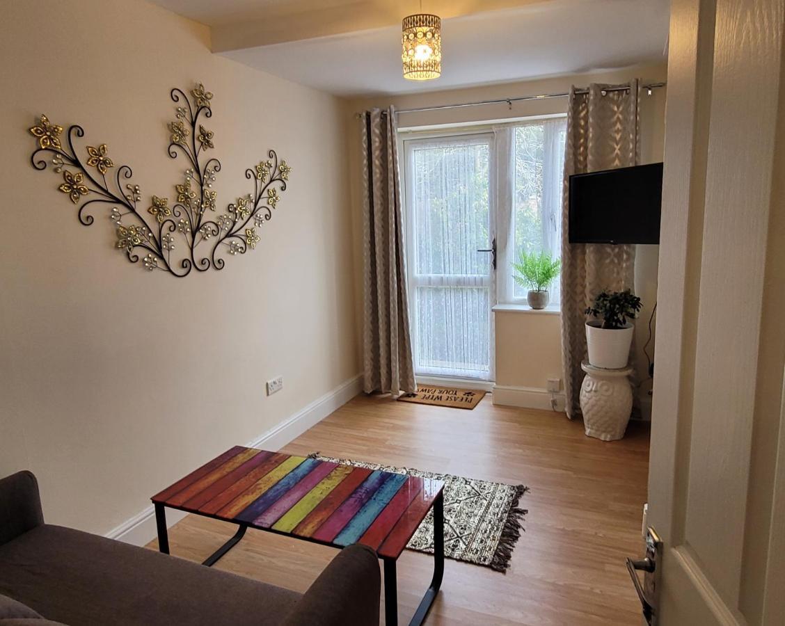 Cozy Central One Bedroom Flat Reading Exterior foto